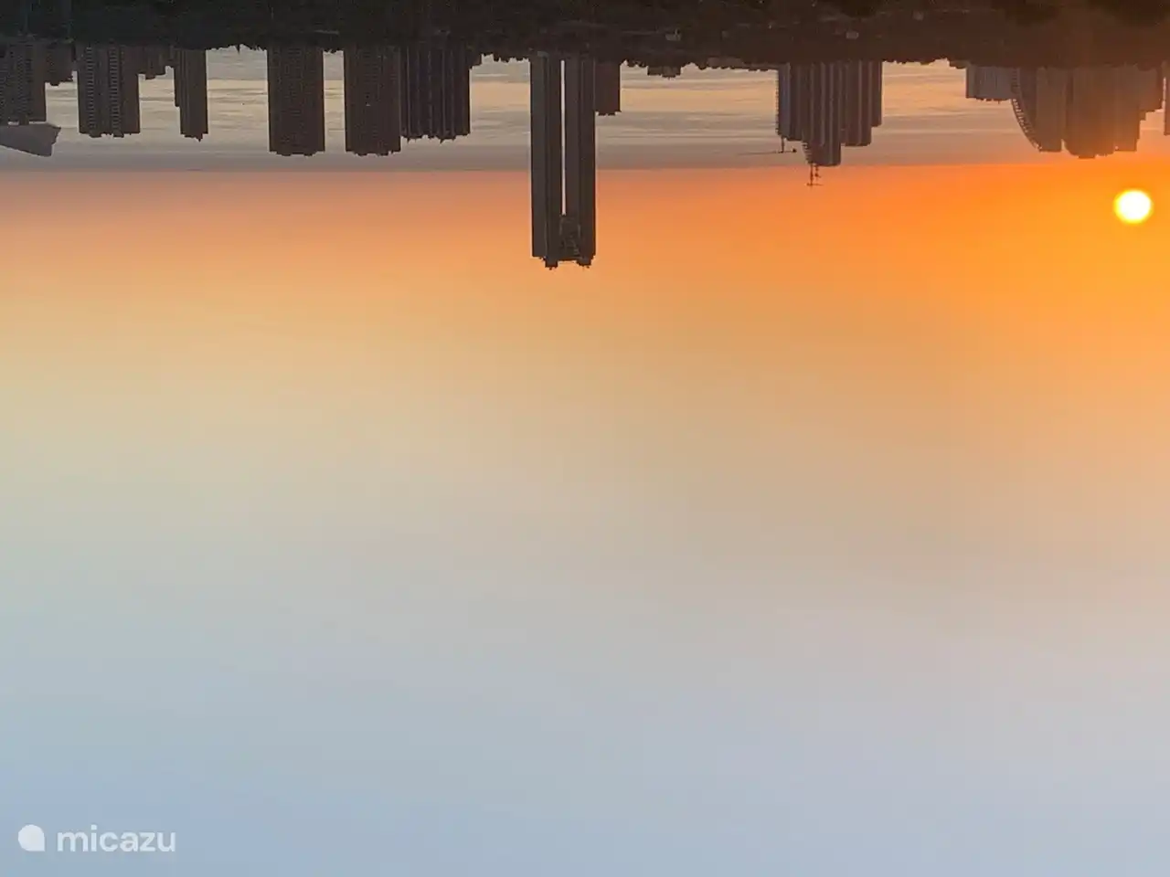 Casa Puig Campana - Puesta de sol sobre Benidorm