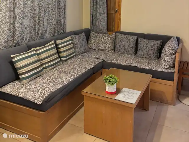 Voir Villa Appartements 2pers chalet | Égypte, Mer Rouge , Hurghada - chalet Grand canapé d’angle