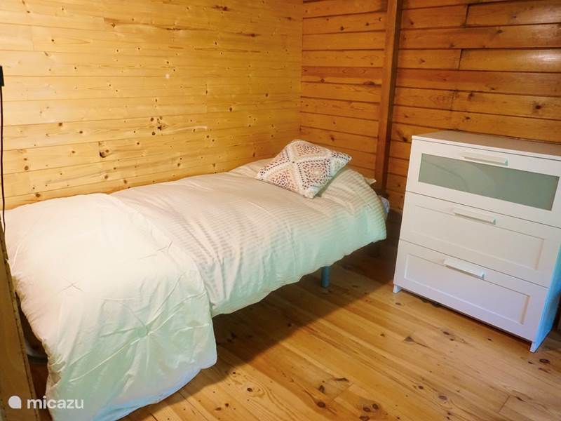 Vakantiehuis Spanje, Costa Brava, Girona Blokhut / Lodge Charmante houten blokut