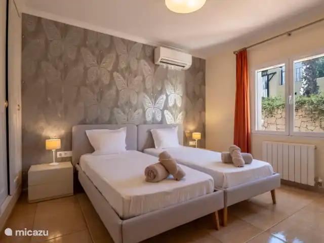 Villa Marguerite | Espagne, Costa Blanca, Jávea - villa Chambre 2 avec de bons lits et la climatisation.