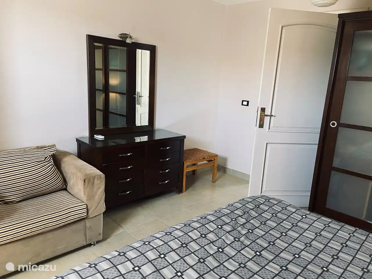 Bedroom with a double bed