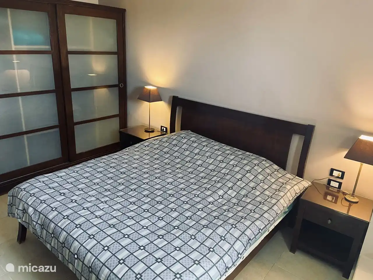 Bedroom with a double bed