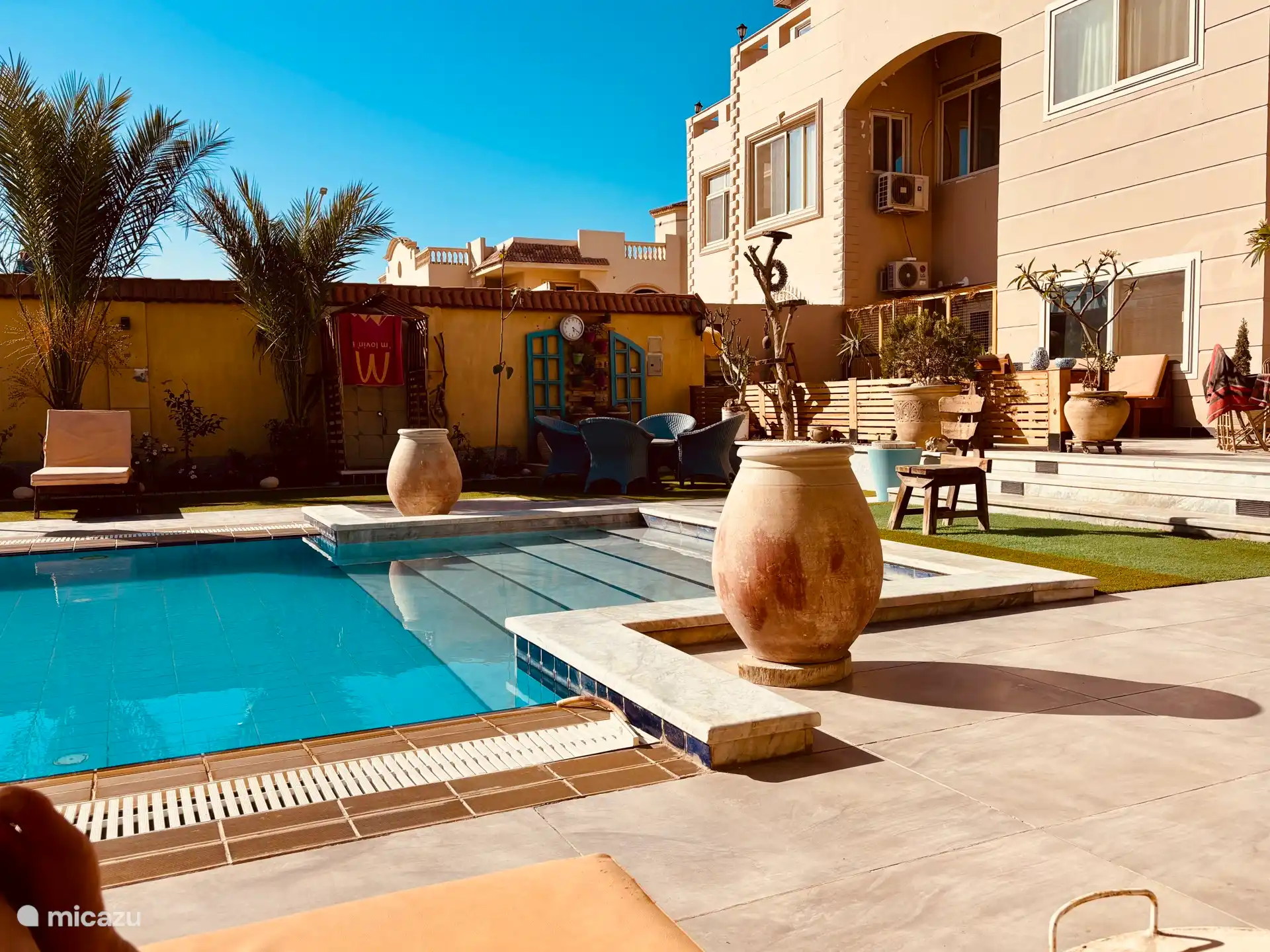 stairs from swimming pool