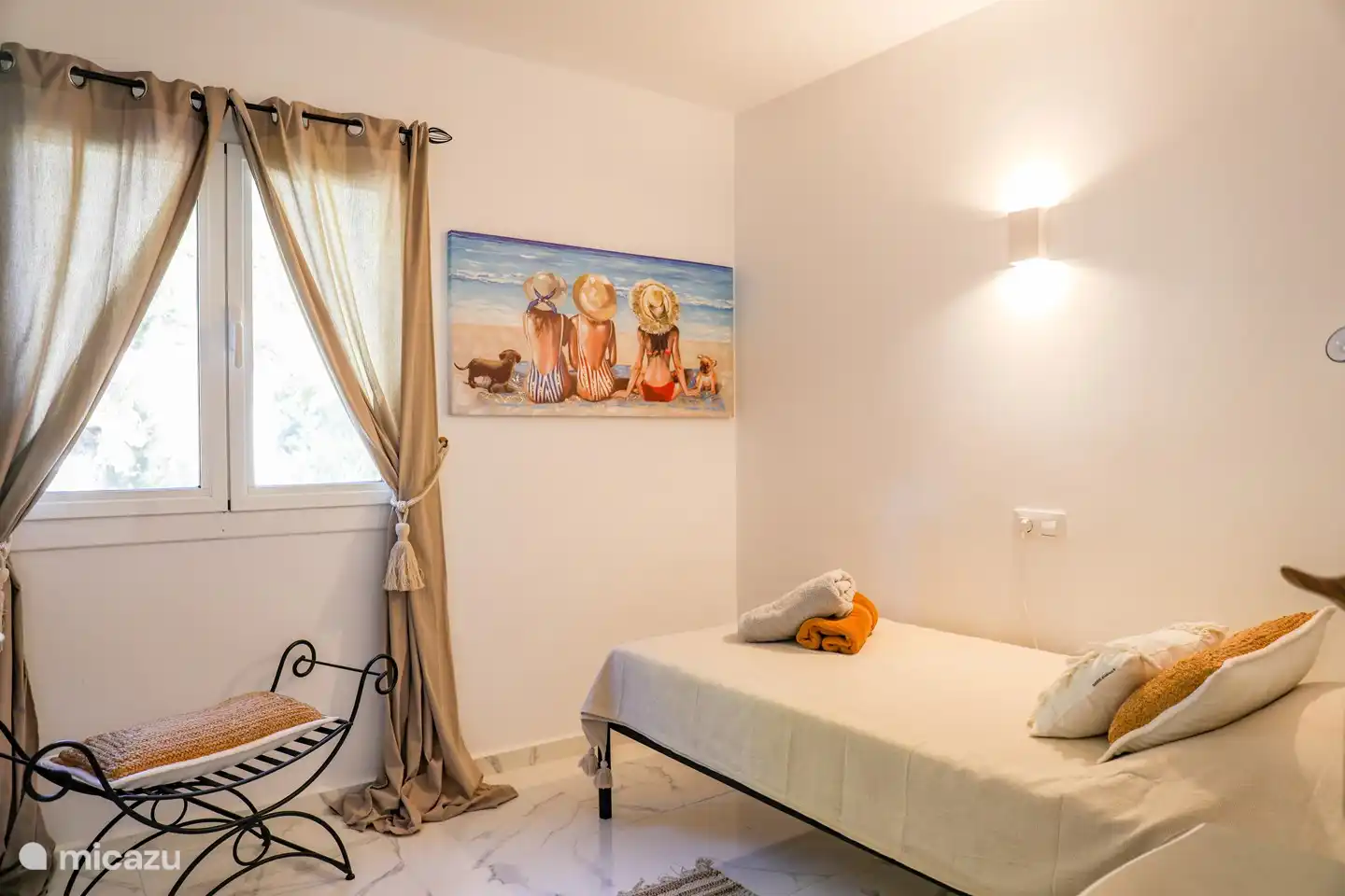 Schlafzimmer mit Einzelbett