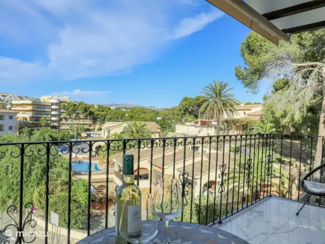 Appartement Casita Moraira | Espagne, Costa Blanca, Moraira - appartement Balcon avec verdure et village autour de vous