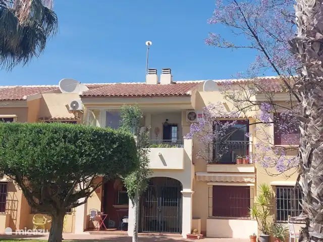 appartement huren in Spanje, Costa Blanca, Torrevieja – Casa Rusty Het appartement voorzijde