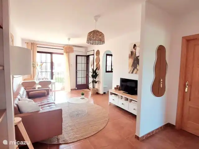 appartement huren in Spanje, Costa Blanca, Torrevieja – Casa Rusty woonkamer/eetkamer