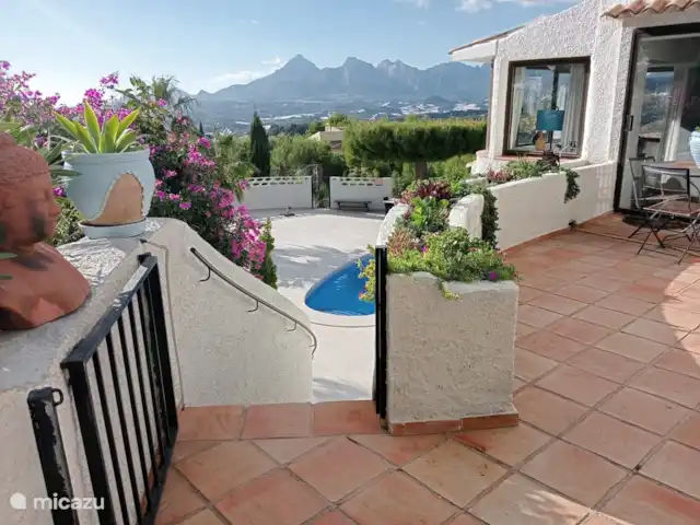 Gran villa de lujo con piscina privada. en España, Costa Blanca, Altea - villa Vista de llegada