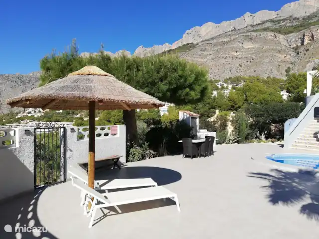 Gran villa de lujo con piscina privada. en España, Costa Blanca, Altea - villa Nueva sombrilla 2024