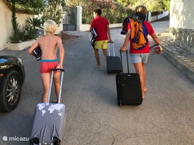 Gran villa de lujo con piscina privada. en España, Costa Blanca, Altea - villa Invitados de llegada.