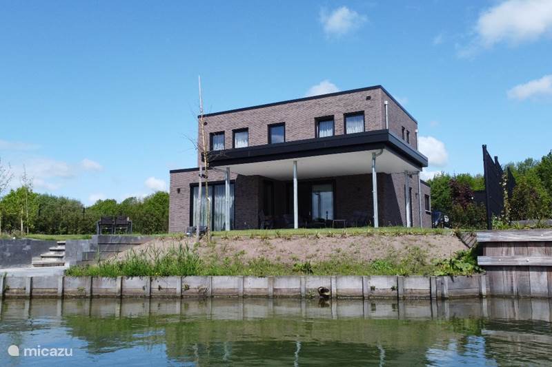 Vakantiehuis Nederland, Drenthe, Hoogeveen Villa Luxe Watervilla