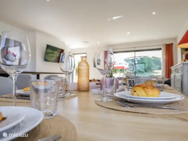 Ducausse | France, Dordogne, La Bachellerie - maison de vacances Mettre la table