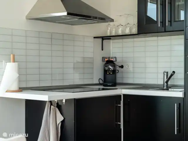 Villa Madrugada, Costabella en España, Costa del Sol, Marbella - villa Cocina en el pequeño apartamento.