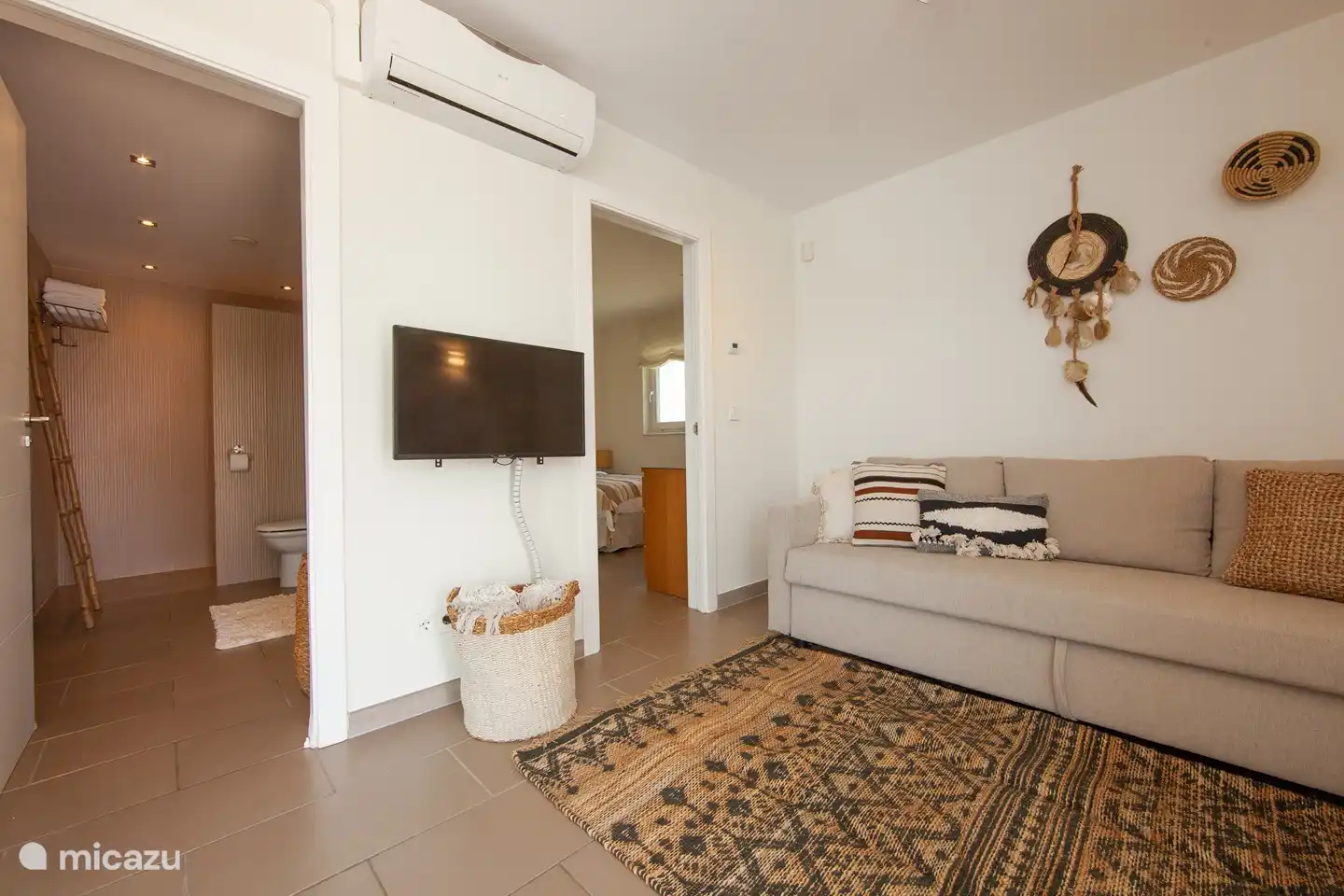 Vista del peque&#241;o apartamento.