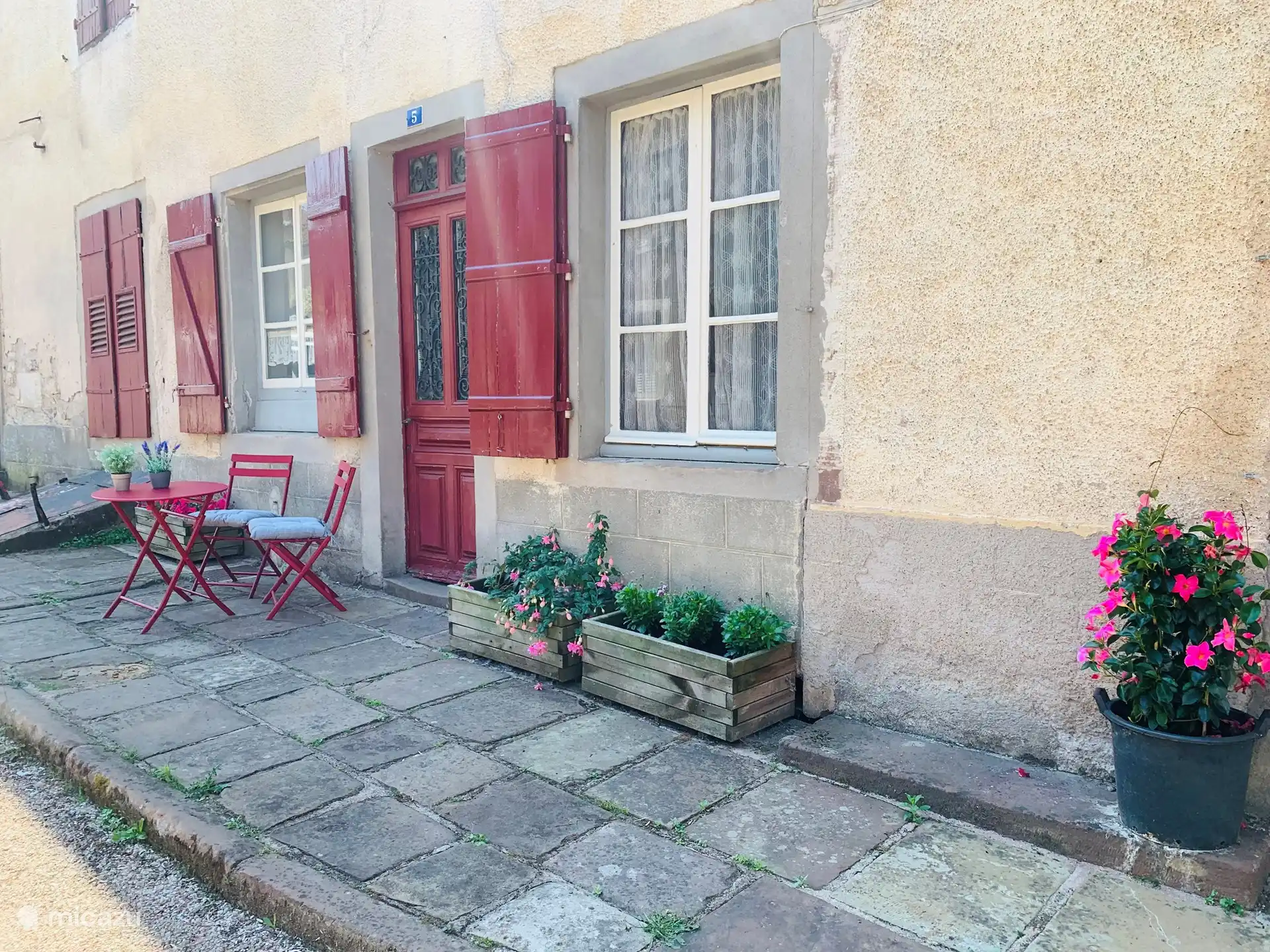 apartment, Vauvillers, Haute-Sa&#244;ne, France - Gite Marche