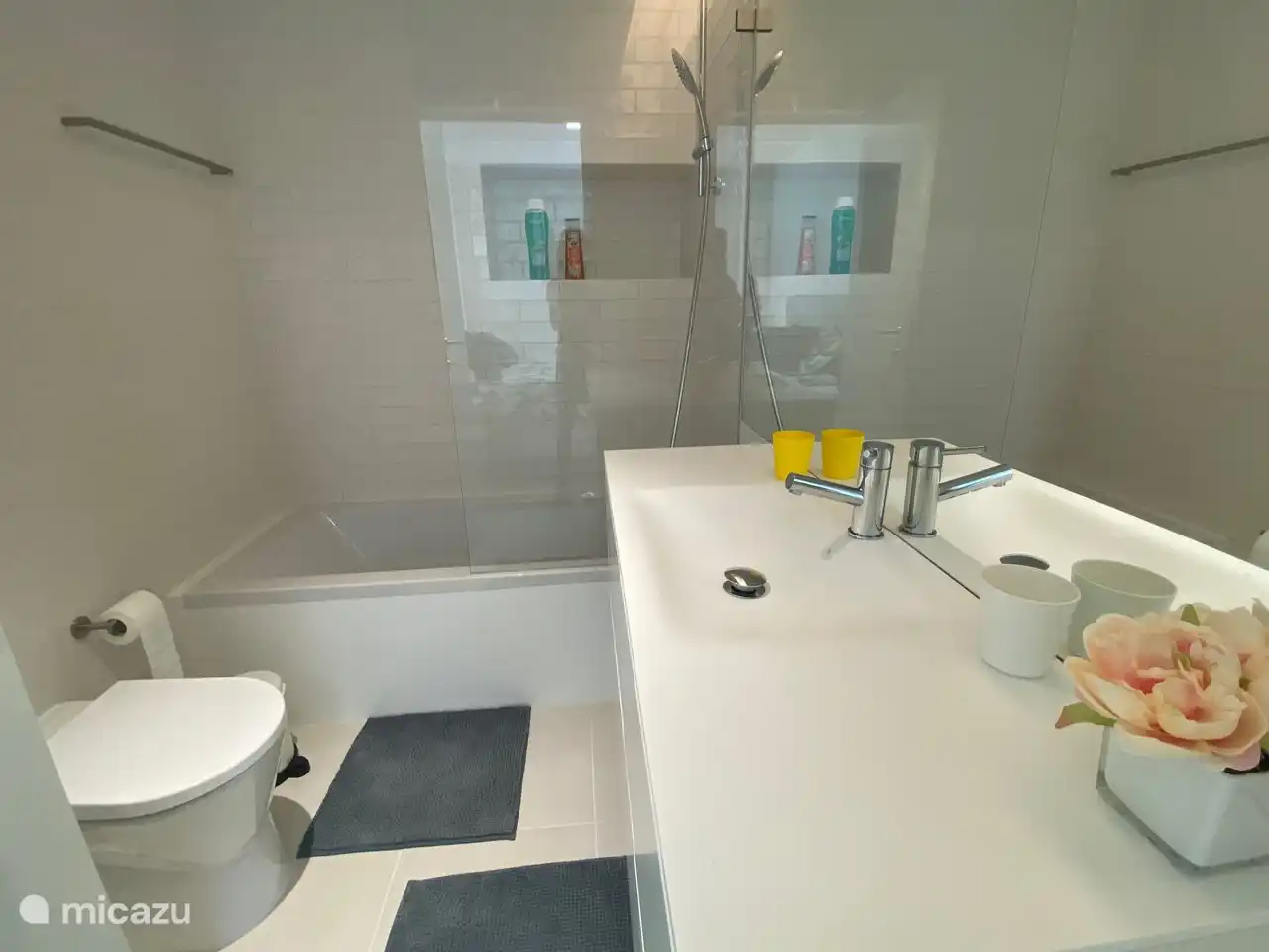 Badezimmer im Schlafzimmer 2