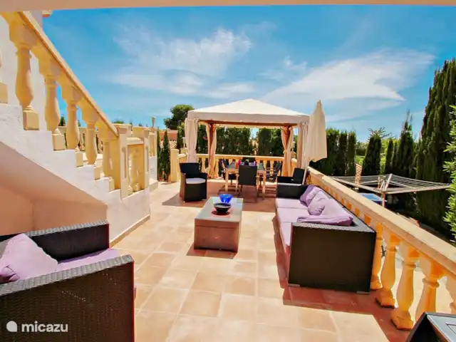 Alquiler a largo plazo, España, Costa Blanca, Benissa, villa Michelle vista al mar y piscina privada