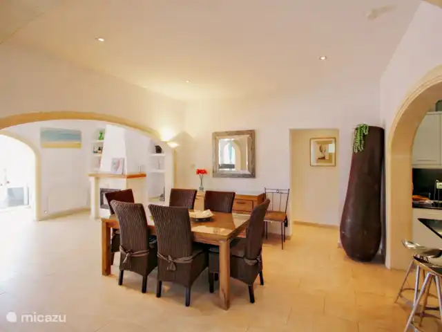 Alquiler a largo plazo, España, Costa Blanca, Benissa, villa Michelle vista al mar y piscina privada