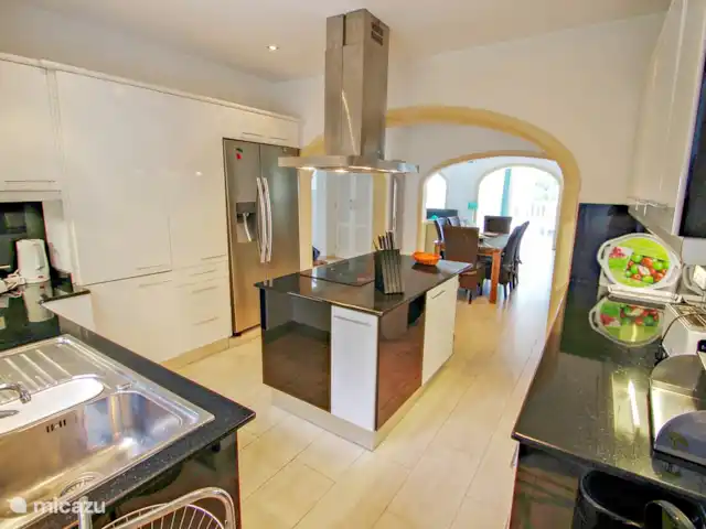Alquiler a largo plazo, España, Costa Blanca, Benissa, villa Michelle vista al mar y piscina privada