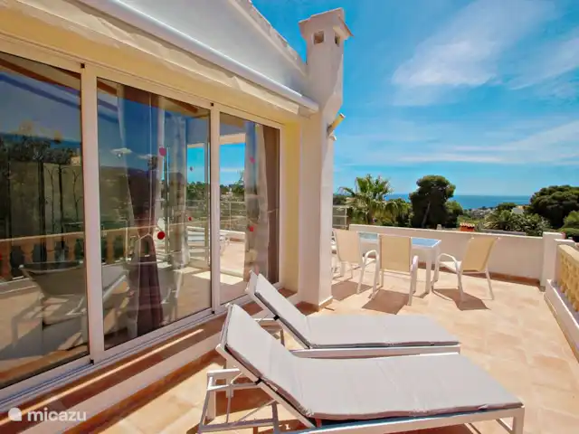 Alquiler a largo plazo, España, Costa Blanca, Benissa, villa Michelle vista al mar y piscina privada