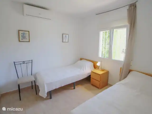 Alquiler a largo plazo, España, Costa Blanca, Benissa, villa Michelle vista al mar y piscina privada