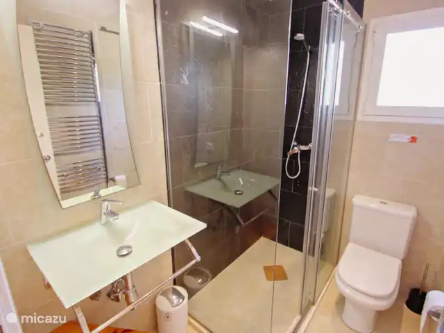 Alquiler a largo plazo, España, Costa Blanca, Benissa, villa Michelle vista al mar y piscina privada