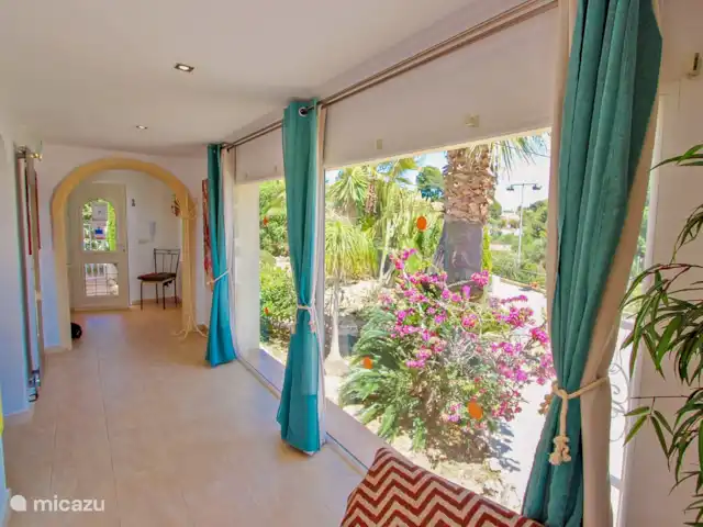 Alquiler a largo plazo, España, Costa Blanca, Benissa, villa Michelle vista al mar y piscina privada