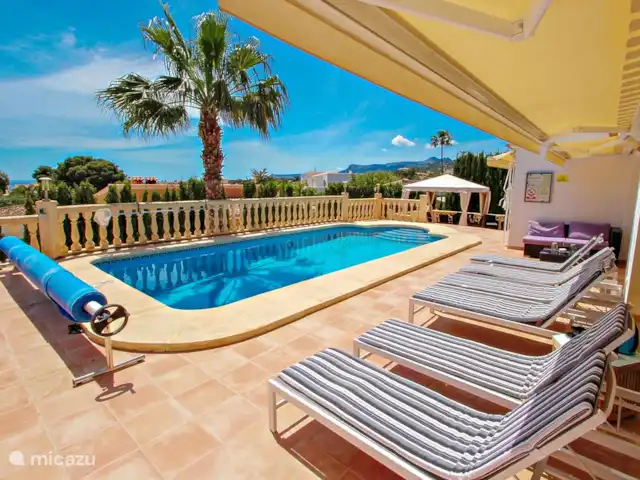 Alquiler a largo plazo, España, Costa Blanca, Benissa, villa Michelle vista al mar y piscina privada