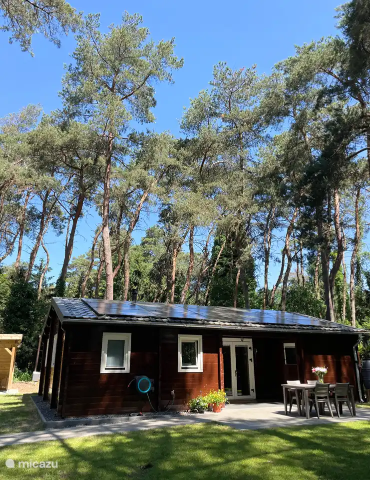 Ruhe & Raum, Niederlande, Limburg, Meijel, blockhütte / lodge Woodhouse Eden