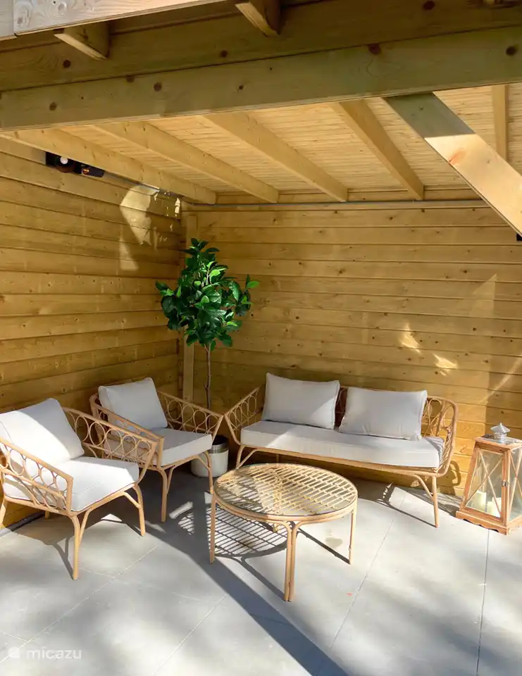 Genießen Sie Ihren Morgenkaffee an diesem Ort!