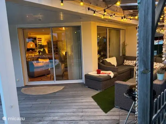 Die Veranda bleibt auch abends schön warm