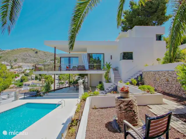 Laja - Villa con vista panorámica en la ladera en España, Costa Blanca, Moraira - villa