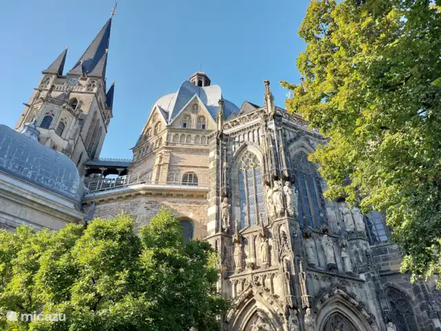 Papillons | Pays-Bas, Limbourg, Simpelveld - maison de vacances La magnifique cathédrale d’Aix-la-Chapelle