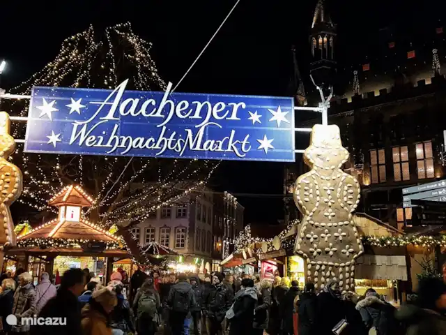 Papillons | Pays-Bas, Limbourg, Simpelveld - maison de vacances Une belle région pour les marchés de Noël : Valkenburg, Aix-la-Chapelle, Maastricht. Recommandations! Photo prise à Aix-la-Chapelle.
