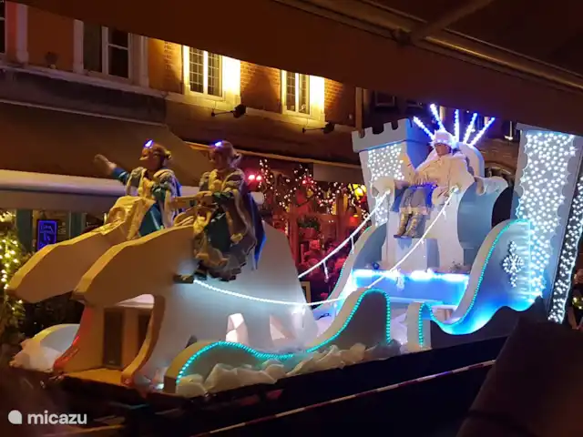 Papillons | Pays-Bas, Limbourg, Simpelveld - maison de vacances Valkenburg, la parade de Noël (Google à l’avance pour plus d’infos et les dates).