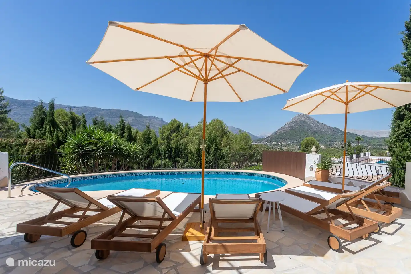 Terrassen-Swimmingpool