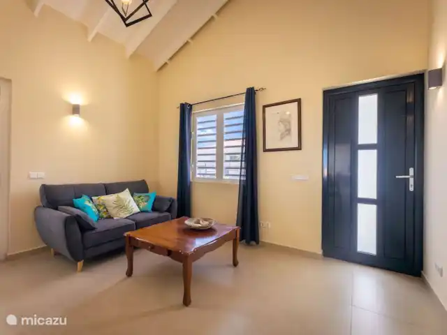 La retraite du gouverneur | Curaçao, Banda Abou (ouest), Fontein - villa Le salon vous invite à la détente.
novembre 2024