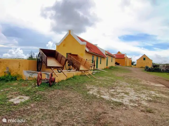 La retraite du gouverneur | Curaçao, Banda Abou (ouest), Fontein - villa Le manoir Kenepa qui fait également partie du musée Tula.