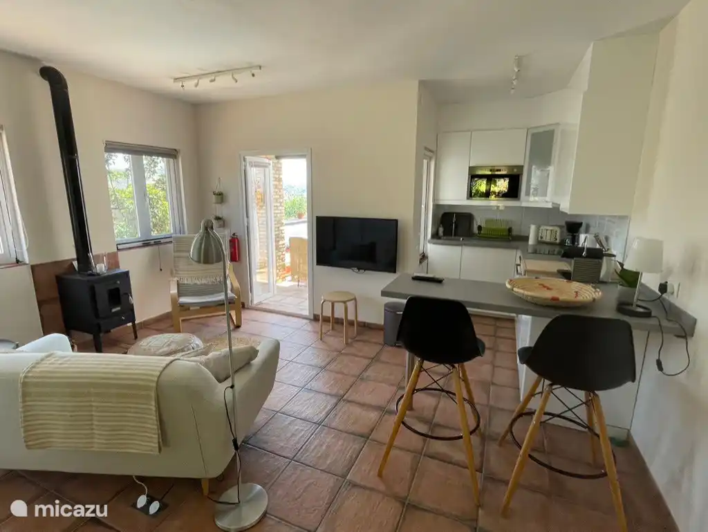 Casita: wood stove, fully equipped kitchen