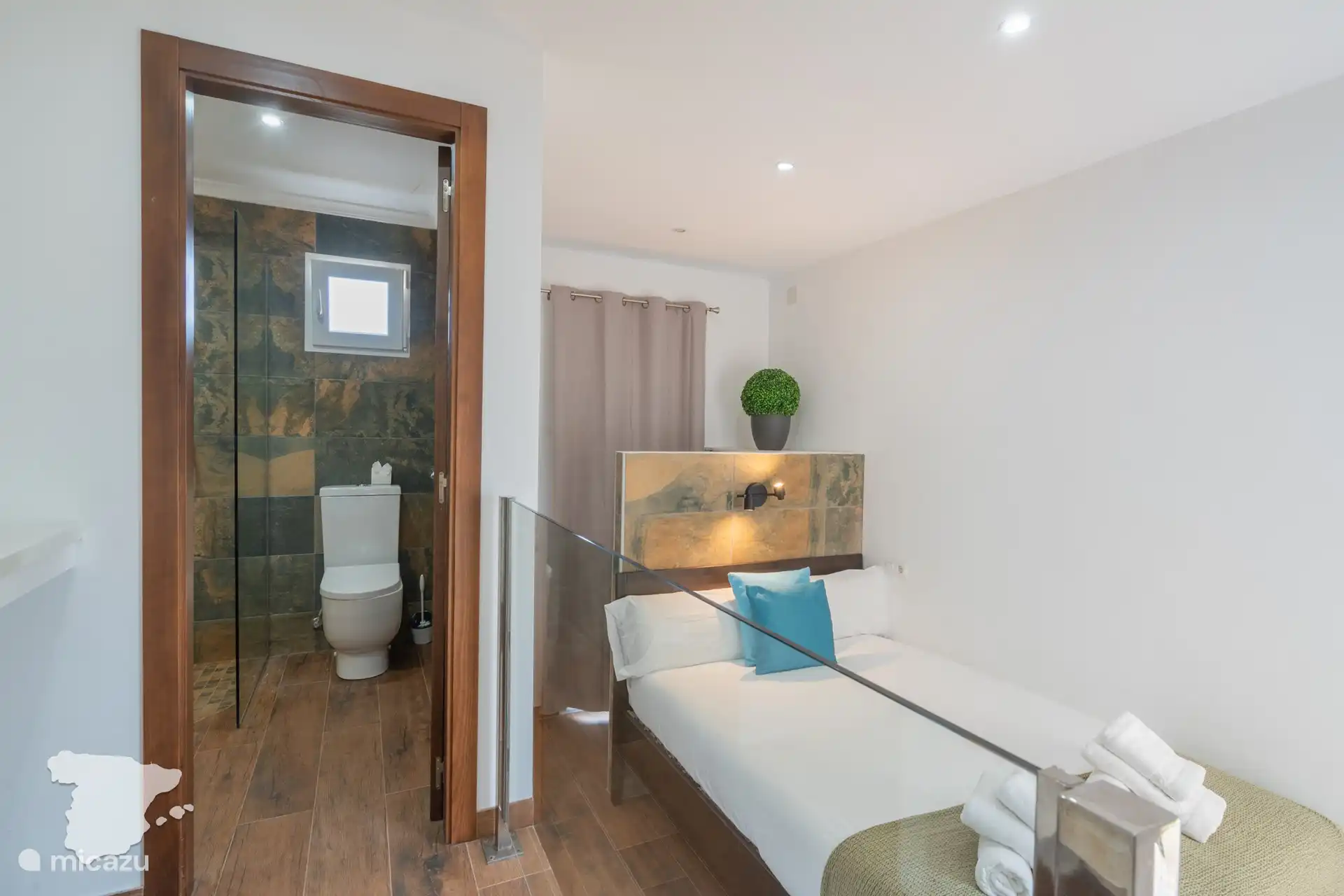 Schlafzimmer 4 – befindet sich im separaten Raum des Hauses