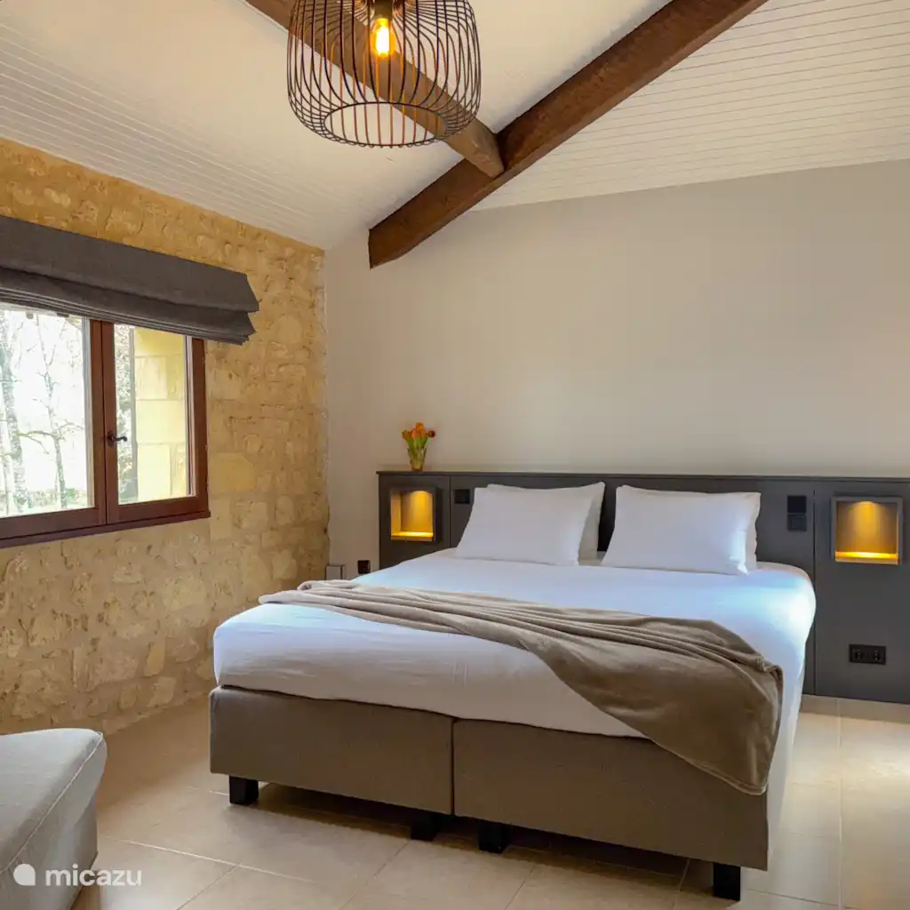 Luxe vakantiehuis met warm zwembad