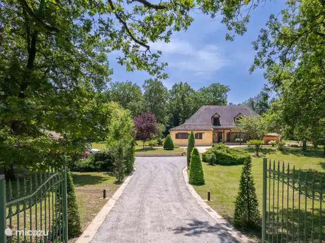 Maison de vacances de luxe avec piscine chaude | France, Dordogne, Rampieux - maison de vacances Maison de vacances de luxe avec piscine chaude | France, Dordogne, Rampieux - maison de vacances