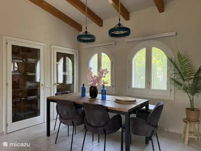 Location de Vacances Espagne, Costa Brava, Sant Pere Pescador, villa - Villa Paradis Salon avec coin repas