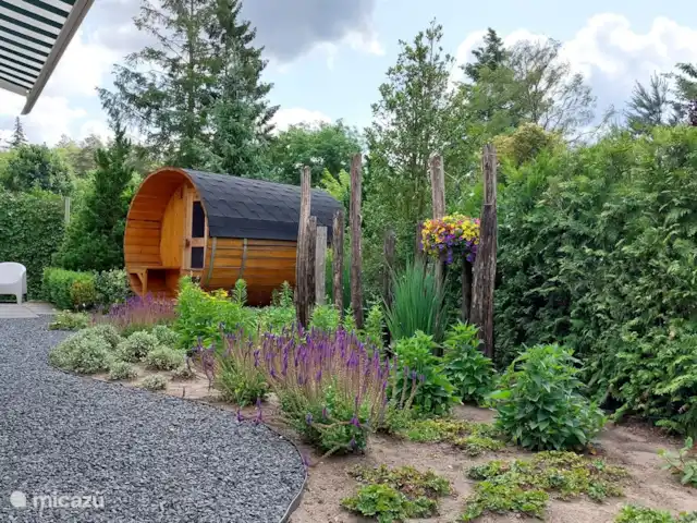 Location de Vacances Pays-Bas, Gueldre, Wells, chalet - Huisje de Larch - avec sauna extérieur Sauna Barell avec siège