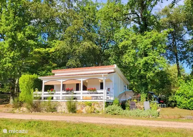 chalet, Champs-Romain, Dordo&#241;a, Francia - Chalet Chateau Le Verdoyer Belle Vue