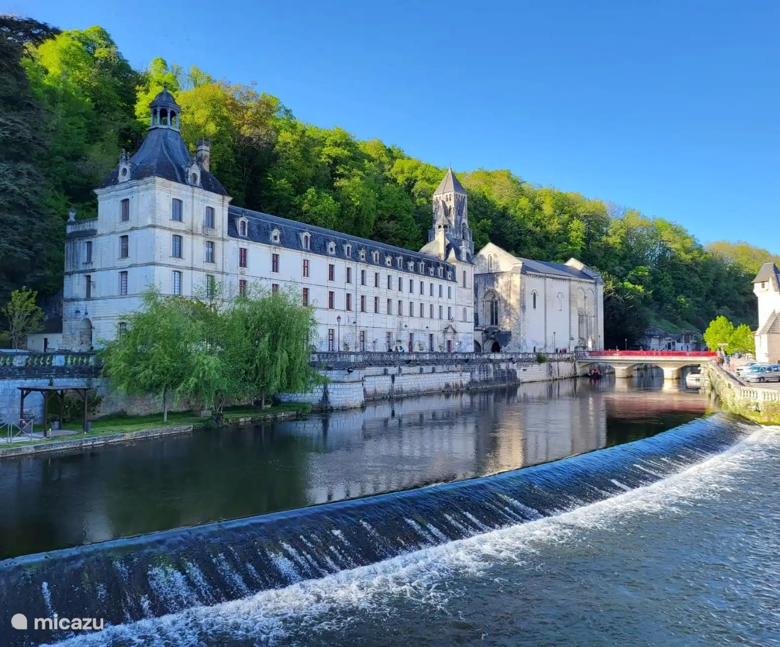 &#161;Brantome es pintorescamente hermoso!