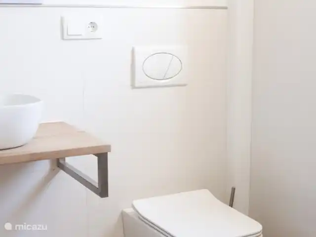 Casa Naru | Espagne, Costa Blanca, Albir - appartement Salle de bain à l'étage.