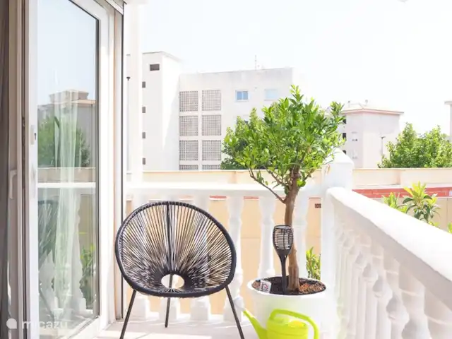 Casa Naru | Espagne, Costa Blanca, Albir - appartement La petite terrasse au rez-de-chaussée. Profitez d'un moment de calme le matin.