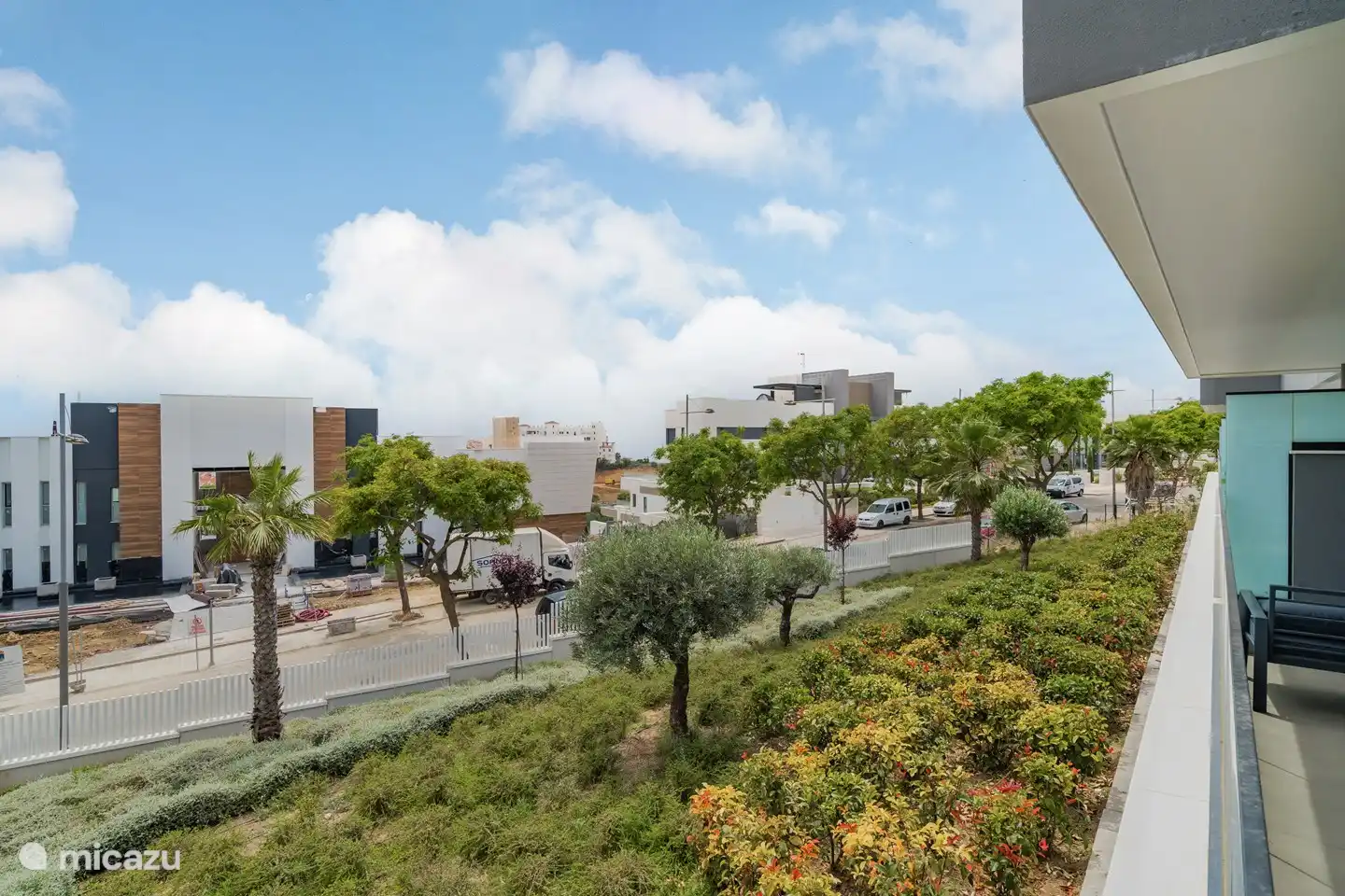 Blick von der Terrasse rechts