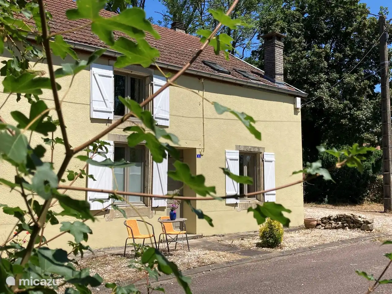 holiday house in Haute-Marne, France – G&#238;te Fleur de Vie